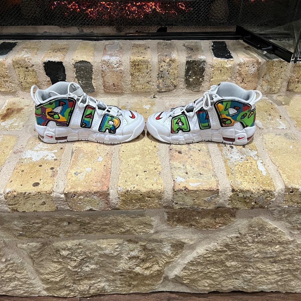 Nike Air More Uptempo ‘Peace, Love, Basketball’ Classic Kicks Size 5.5